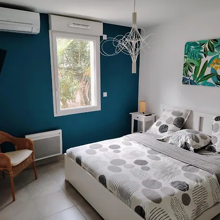 Terrace Garden: 3-star Comfort Near Center Apartment